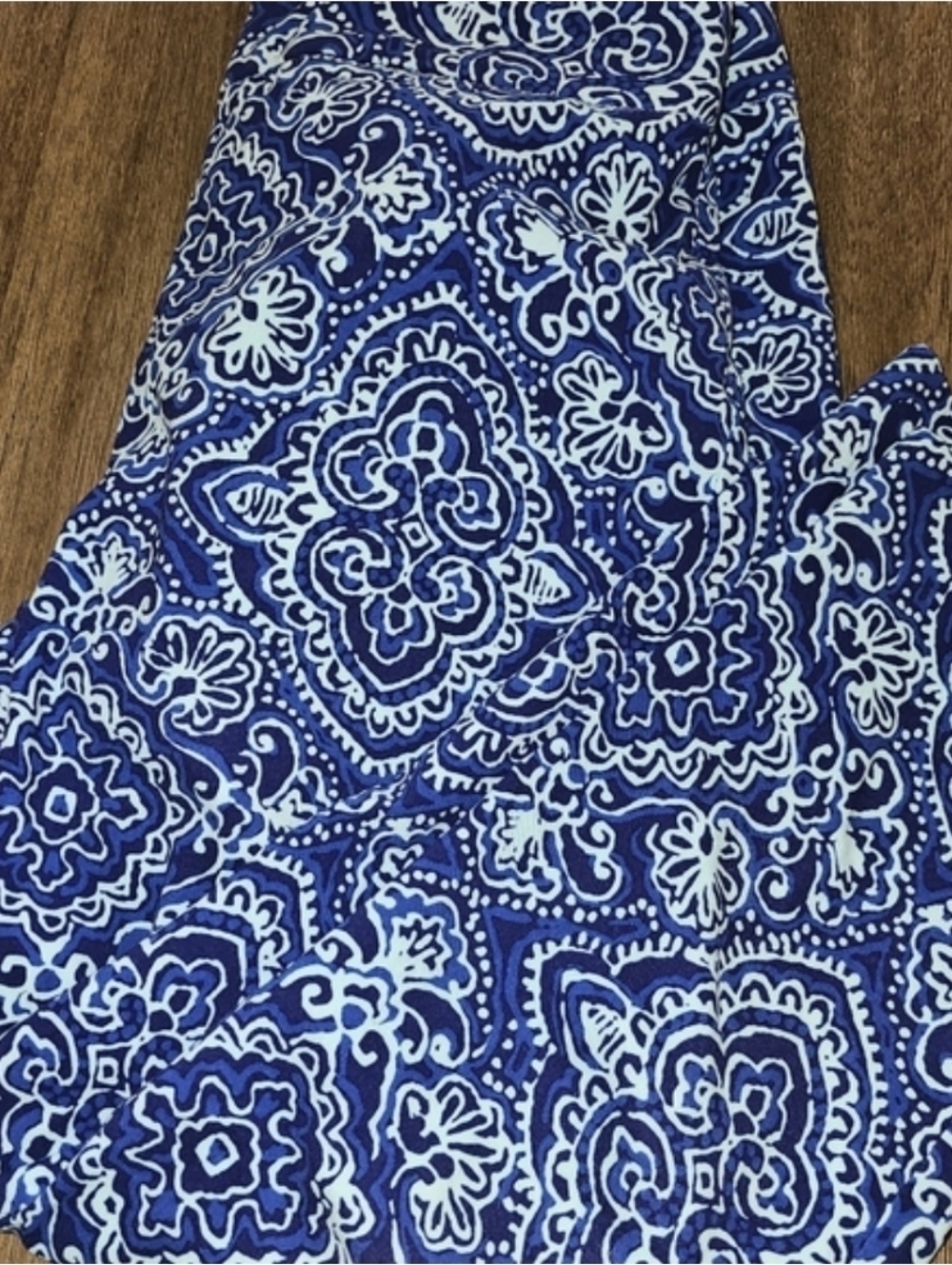 Chico's Sz. 6 Blue/white Cropped Pants